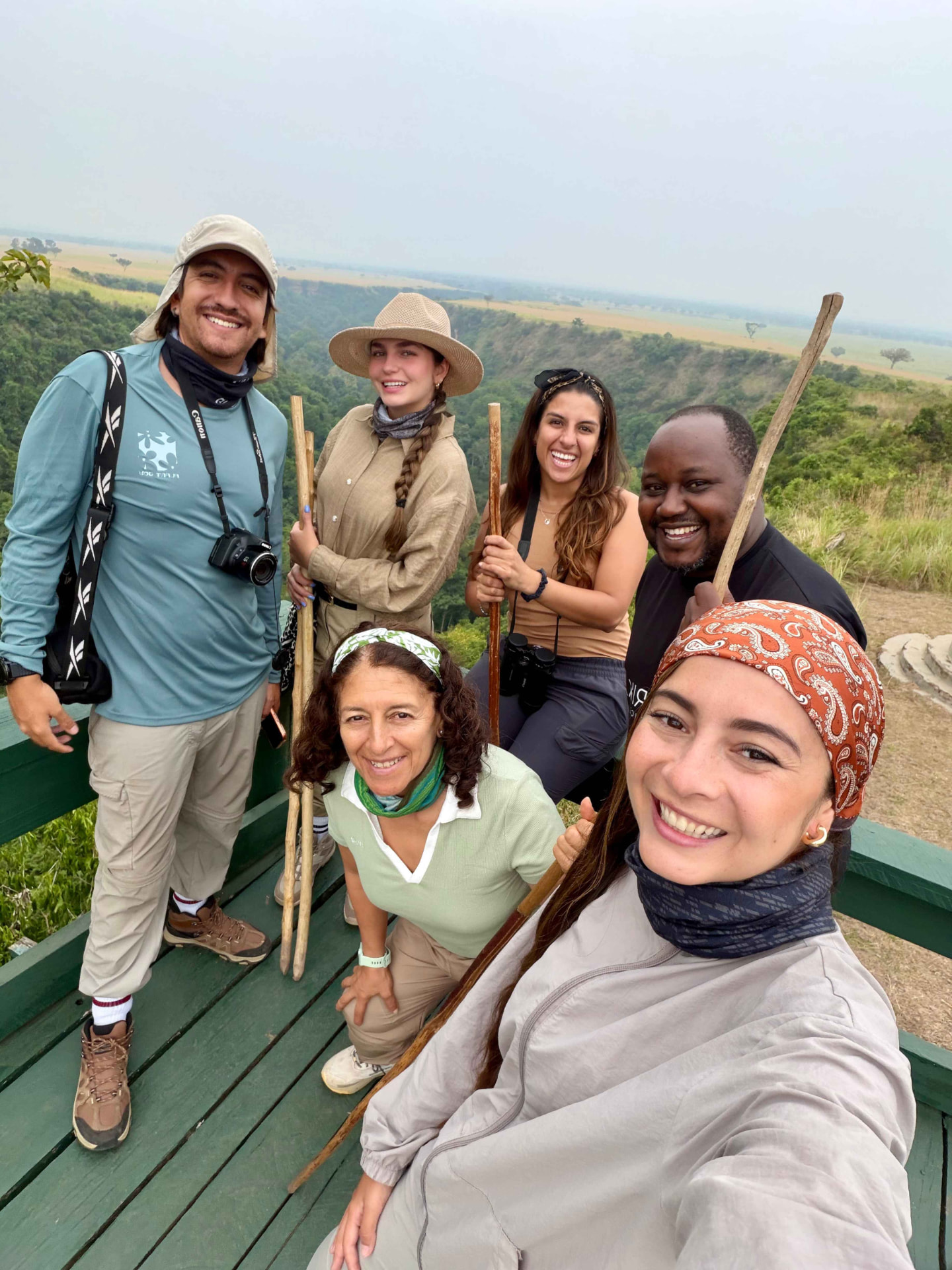 Grupo Weppa en un mirador durante un viaje grupal
